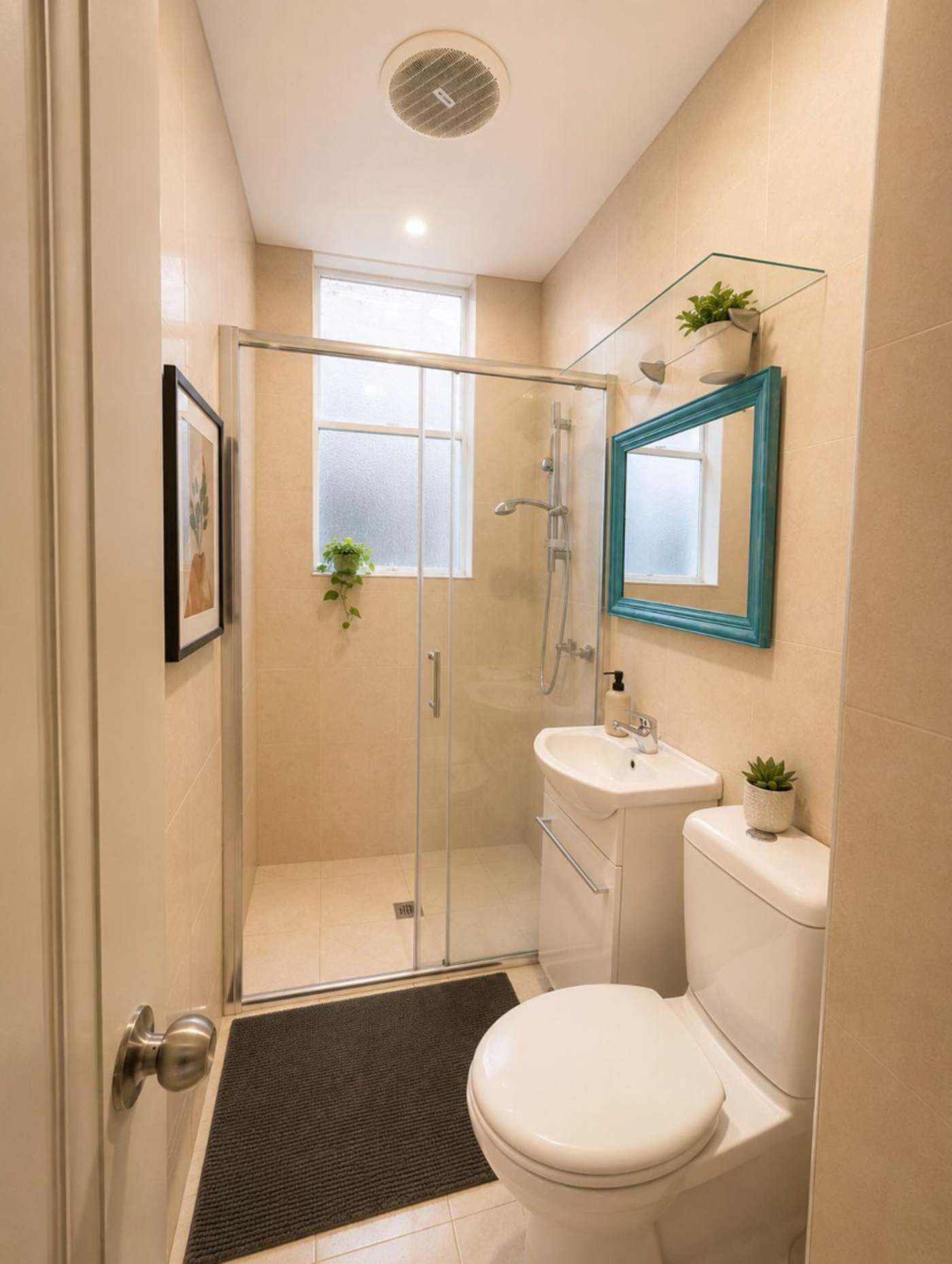 Female Shared Room in North Melbourne photo 4